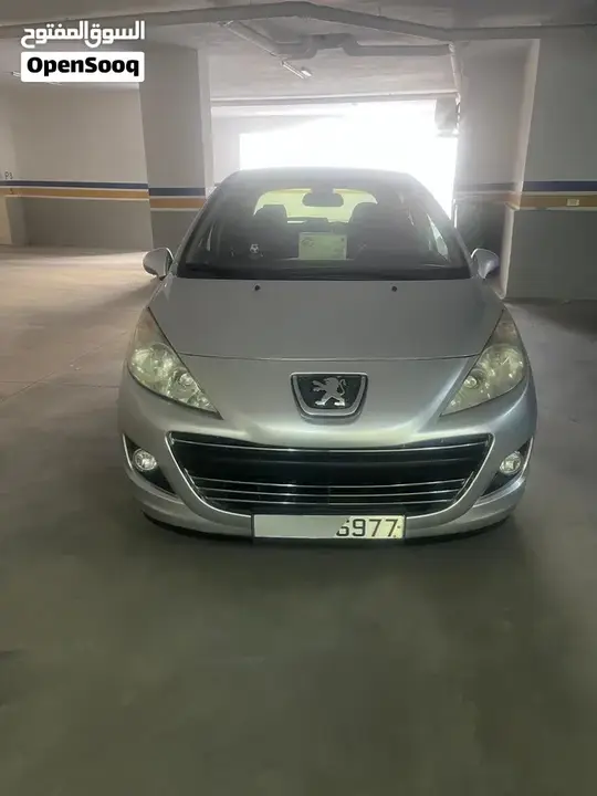 Peugeot 207 2012 photo 4