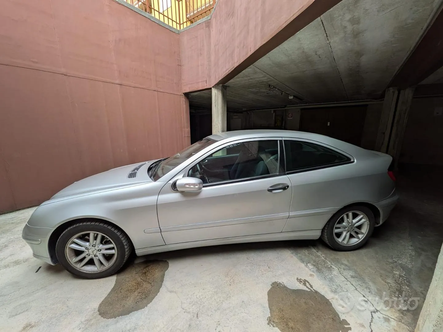 Mercedes-Benz C 180 Kompressor Sportcoupé 2003 photo 2