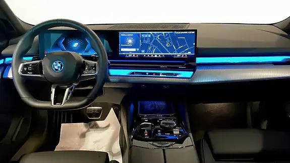 BMW 530E 2026 photo 4