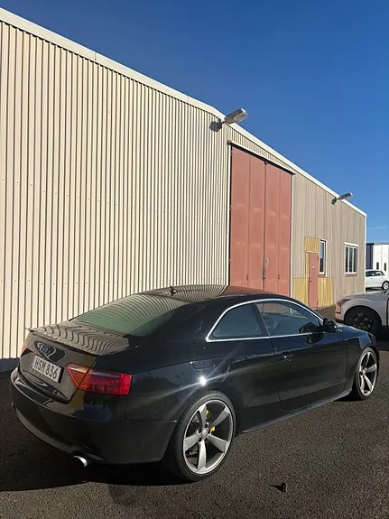 Audi A5 2009 photo 3