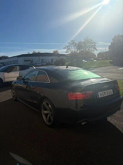 Audi A5 2009 photo 4