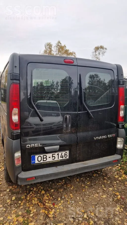 Opel Vivaro 2012 photo 3