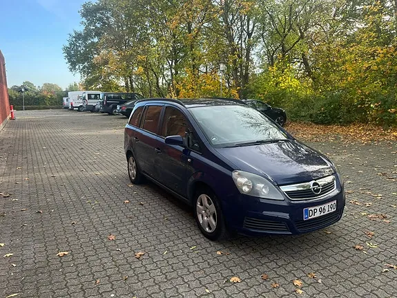 Opel Zafira 2006 photo 2