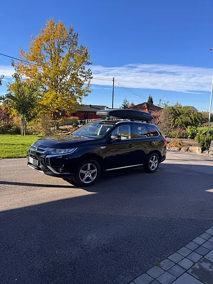 Mitsubishi Outlander 2016 photo 2