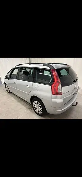 Citroen Grand C4 Picasso 2011 photo 4
