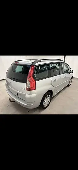 Citroen Grand C4 Picasso 2011 photo 5