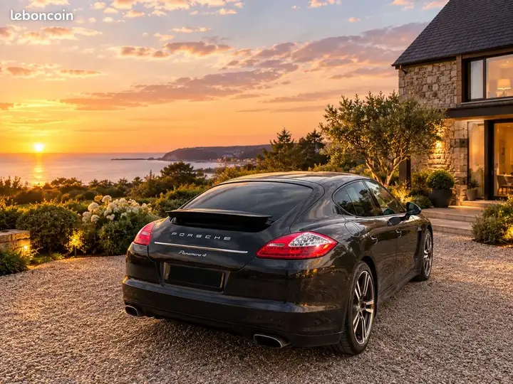 Porsche Panamera 2012 photo 4