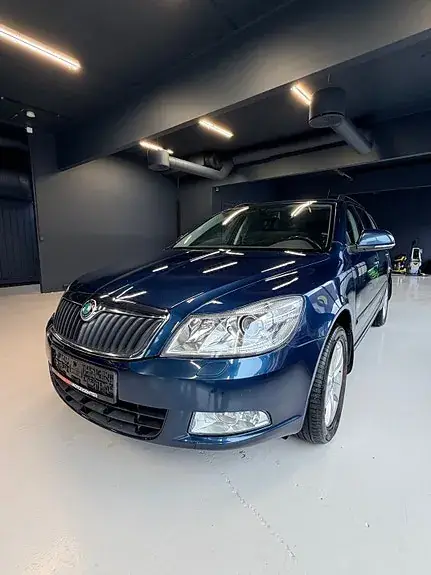 Skoda Octavia 2012 photo 2