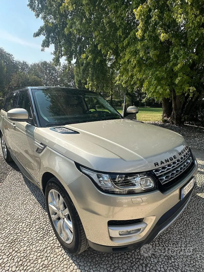 Land Rover Range Rover Sport 2013 photo 2