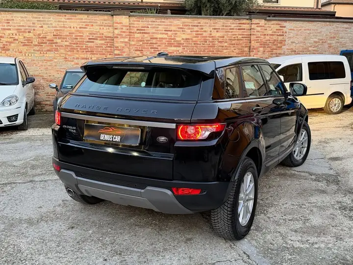 Land Rover Range Rover Evoque 2012 photo 4