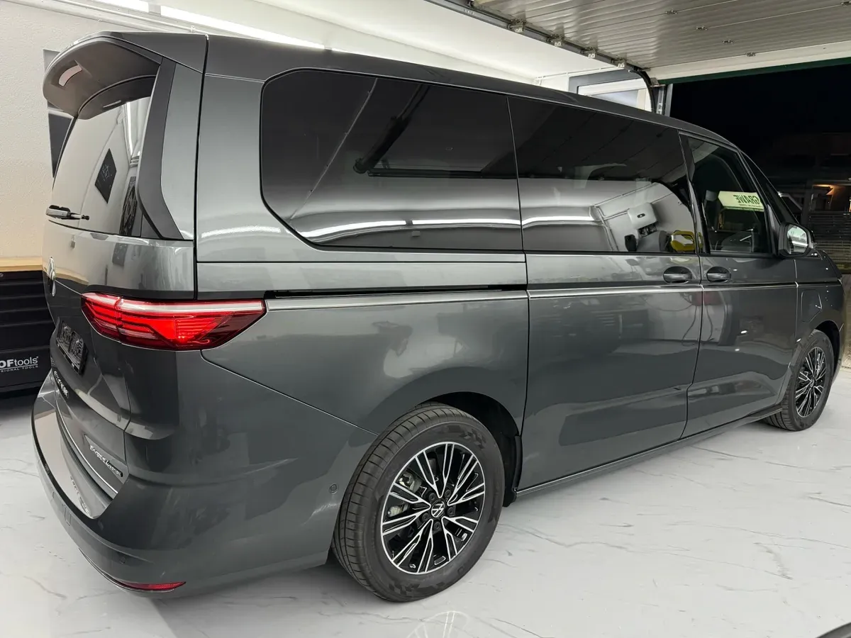 Volkswagen T7 2025 photo 3