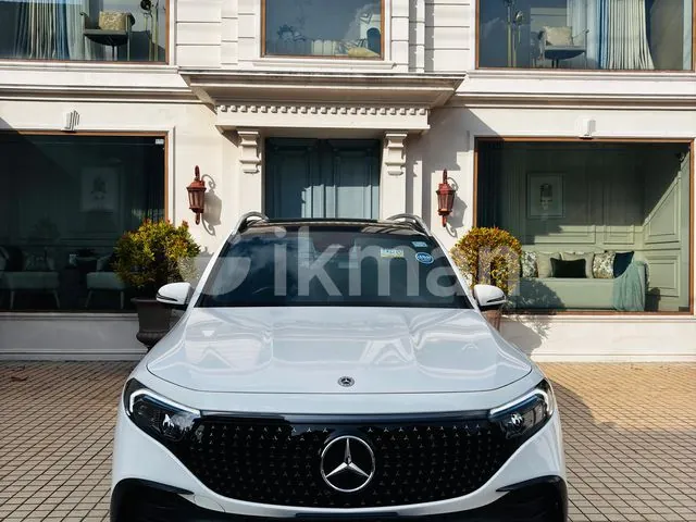 Mercedes-Benz Eqb