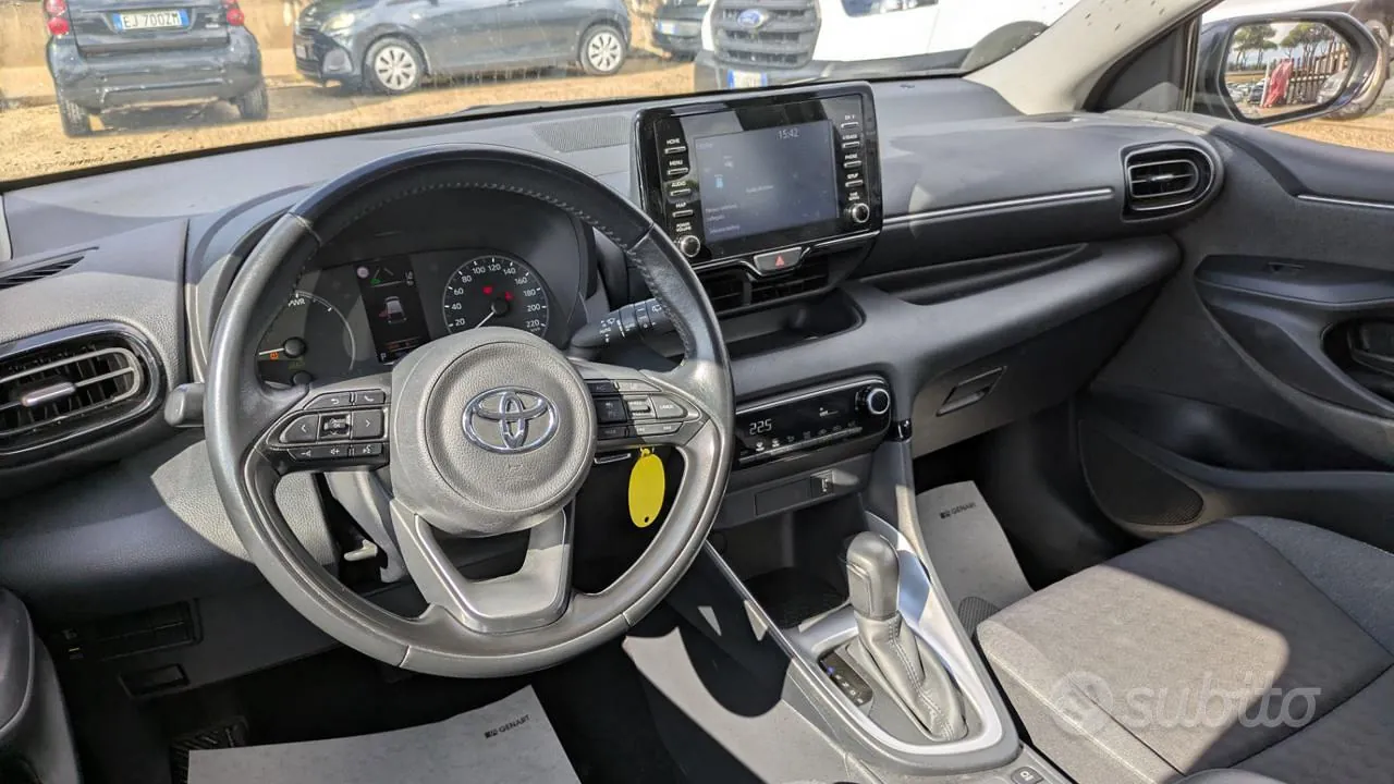 Toyota Yaris 2022 photo 5
