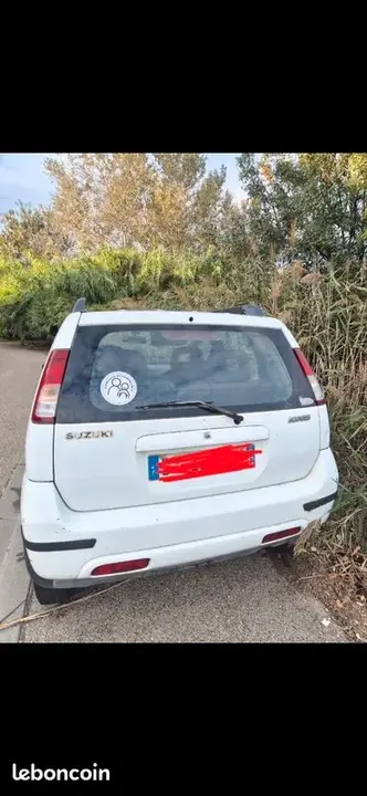 Suzuki Ignis 2000 photo 2