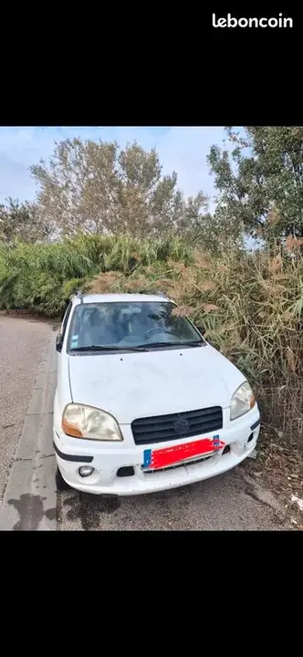 Suzuki Ignis 2000 photo 3