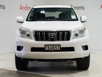Toyota Land Cruiser Prado 2010 photo 5