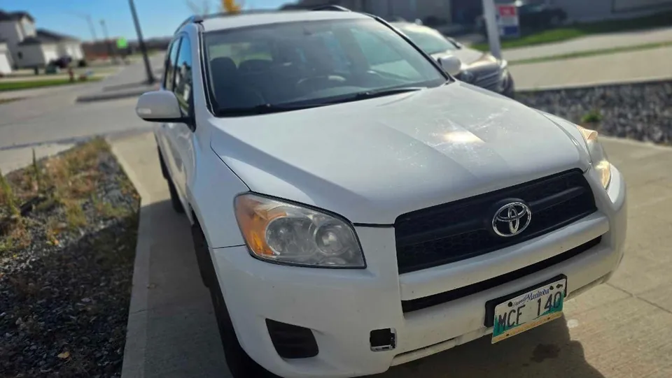 Toyota Rav4 2011 photo 4