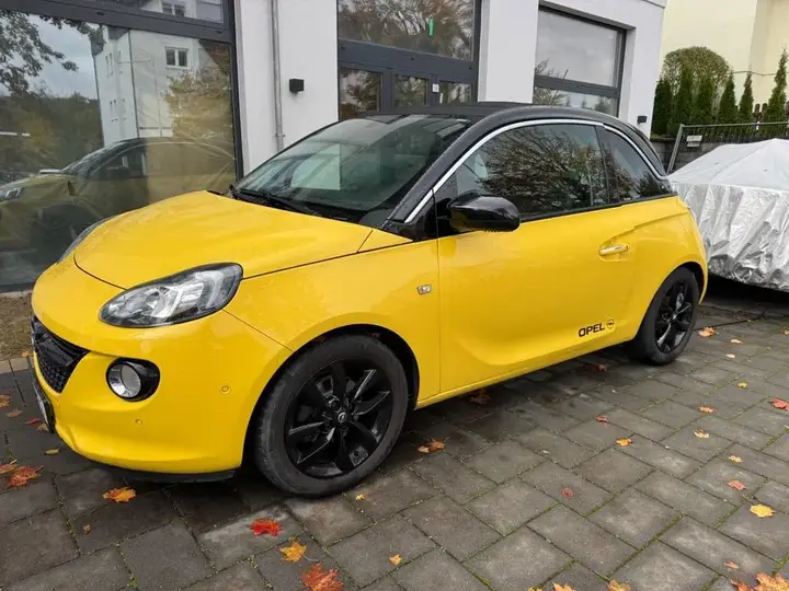Opel Adam