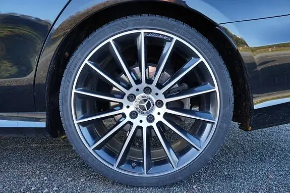 Mercedes-Benz E 220 2018 photo 5