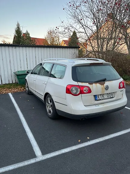 Volkswagen Passat 2010 photo 3