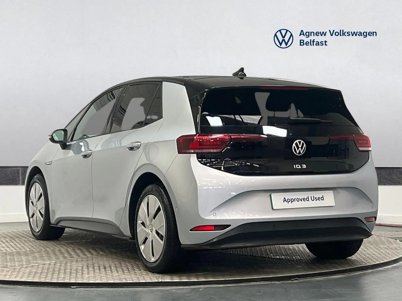 Volkswagen Id.3 2023 photo 3