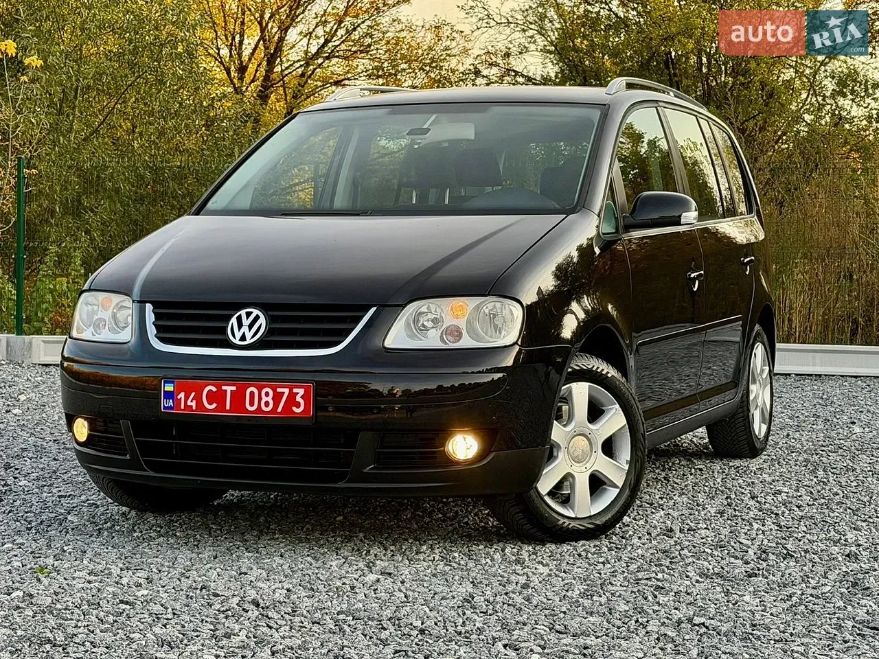 Volkswagen Touran 2006 photo 3