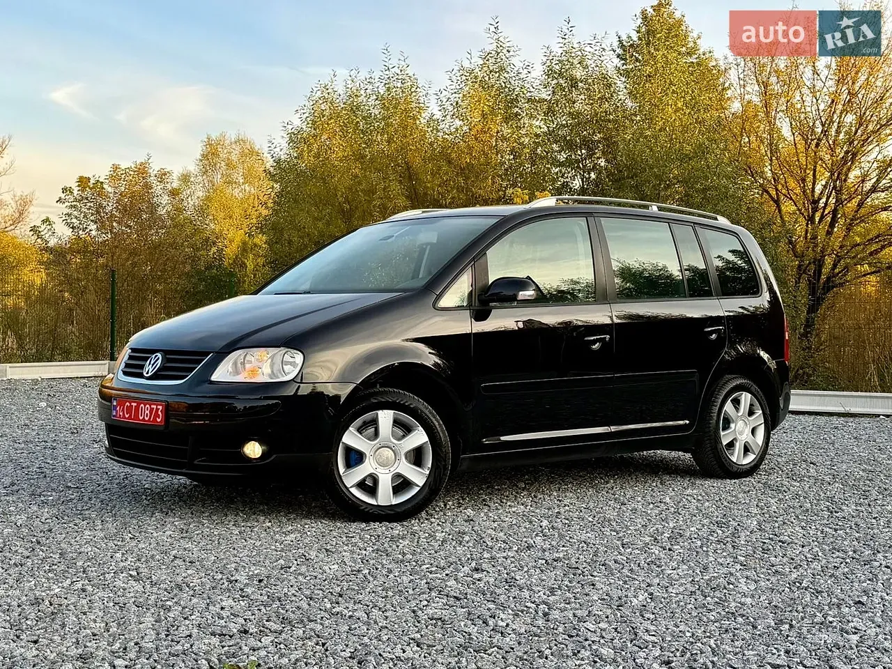 Volkswagen Touran 2006 photo 4