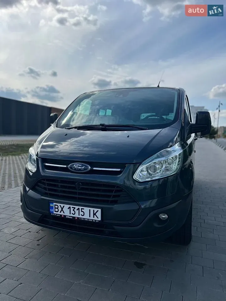 Ford Tourneo Custom 2013 photo 2