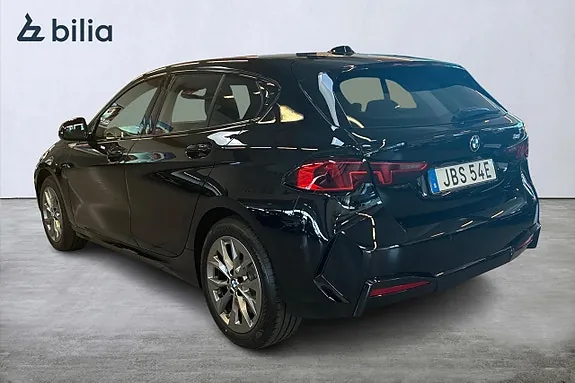 BMW 120 2026 photo 2