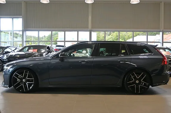 Volvo V60 2020 photo 2