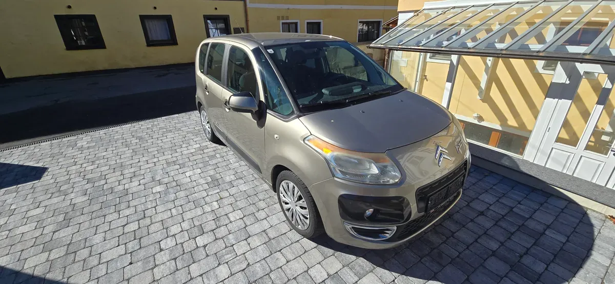 Citroen C3 Picasso 2009 photo 2