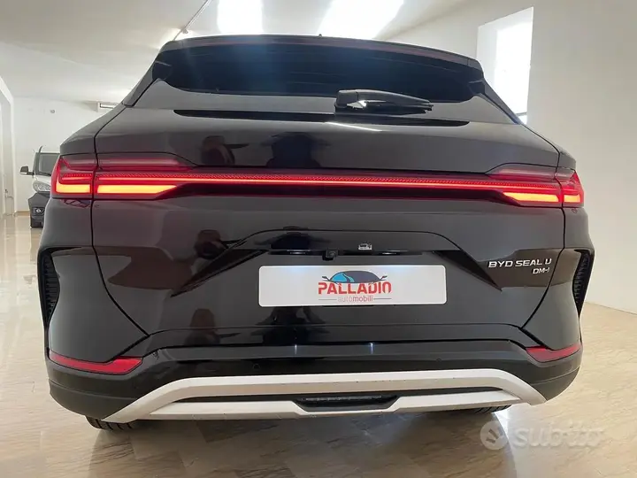 BYD Seal U 2025 photo 5