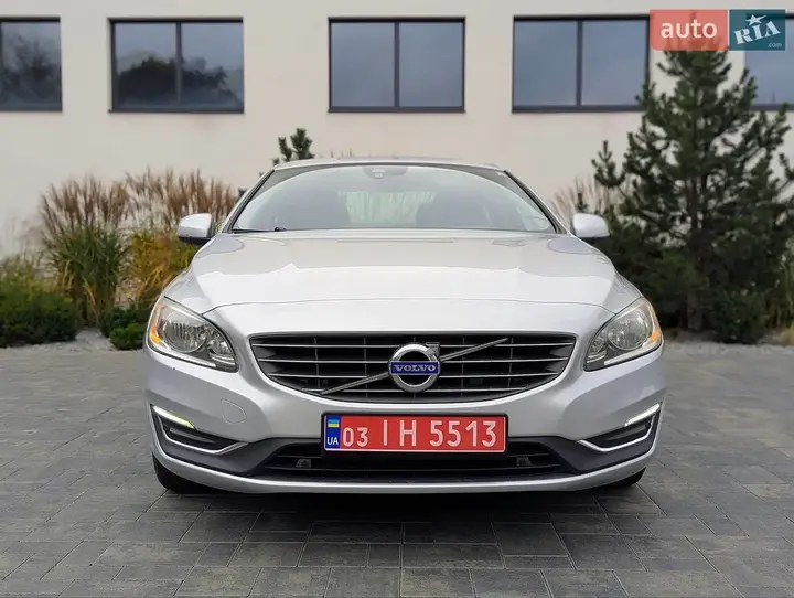 Volvo S60 2016 photo 3