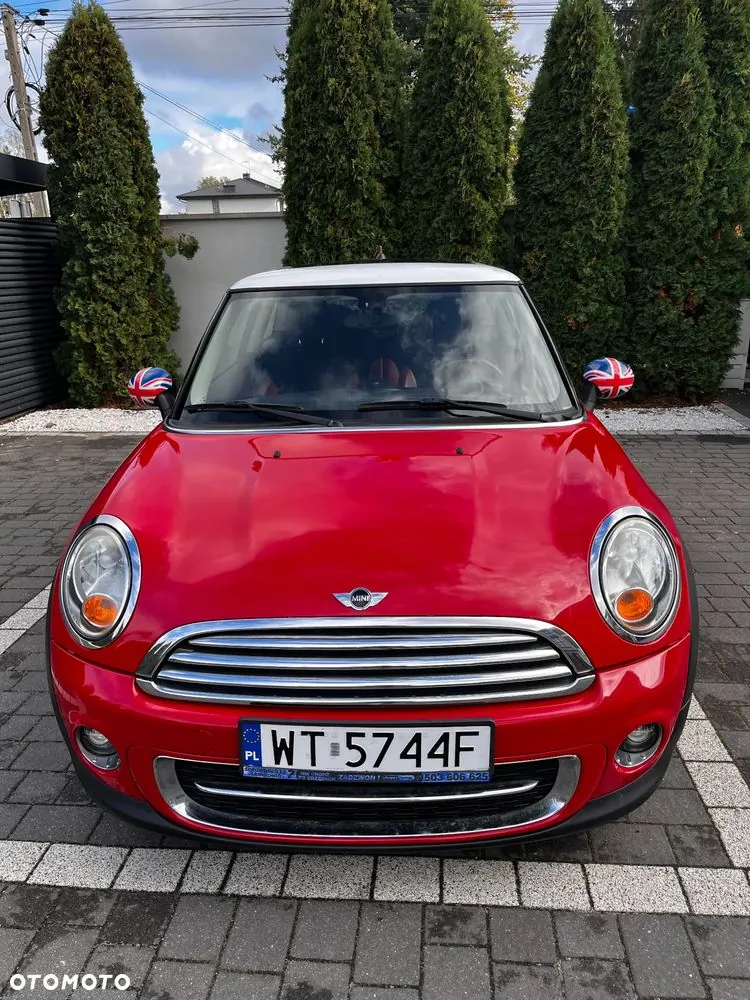 Mini Cooper D 2010 photo 2