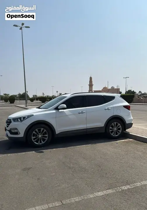 Hyundai Santa Fe 2016 photo 2