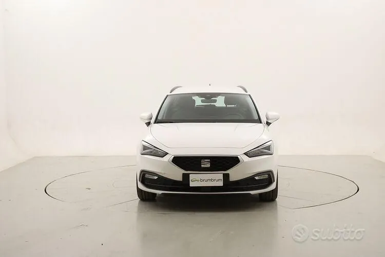 Seat Leon 2024 photo 2