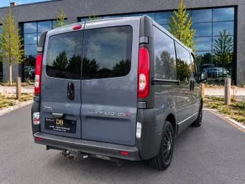 Opel Vivaro 2014 photo 3