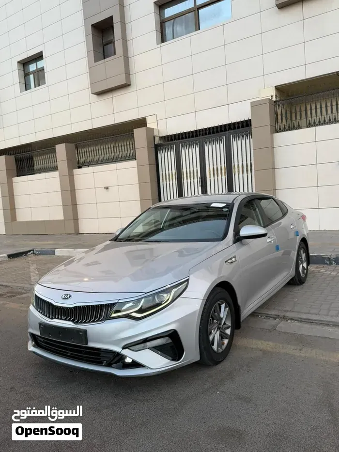 Kia K5 2021 photo 2