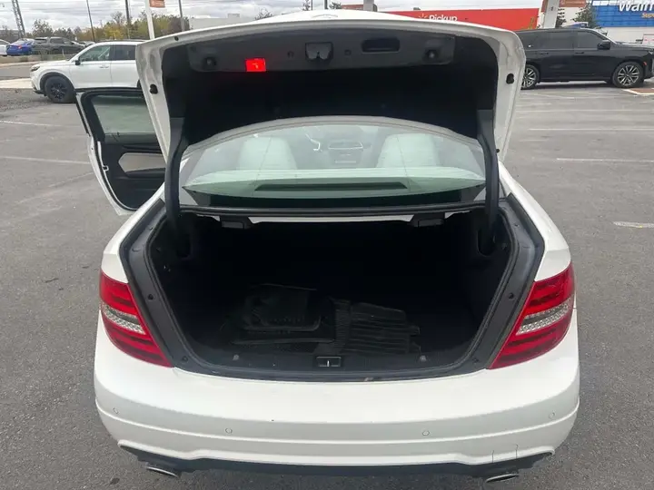 Mercedes-Benz C-Class 2013 photo 5
