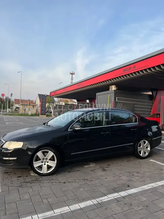Volkswagen Passat B6 2006 photo 2