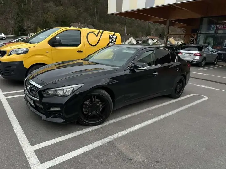 Infiniti Q50 2016 photo 2