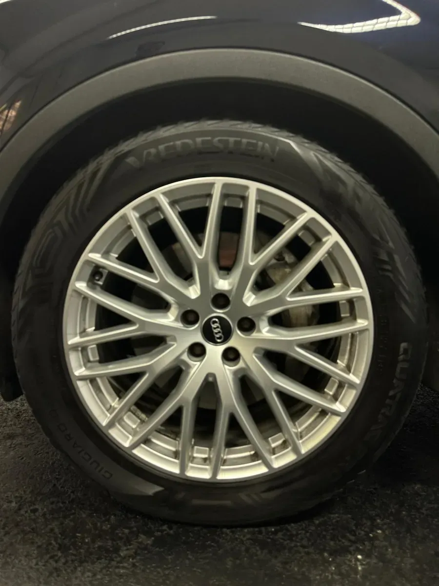 Audi Q7 2016 photo 3