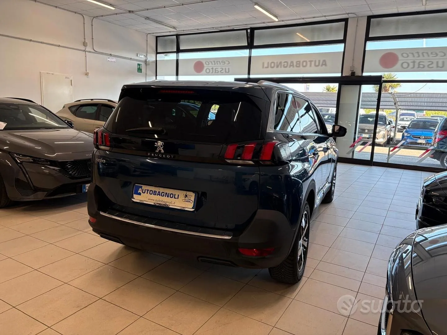Peugeot 5008 2022 photo 3