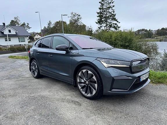 Skoda Enyaq 2022 photo 2