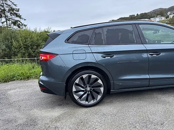 Skoda Enyaq 2022 photo 4