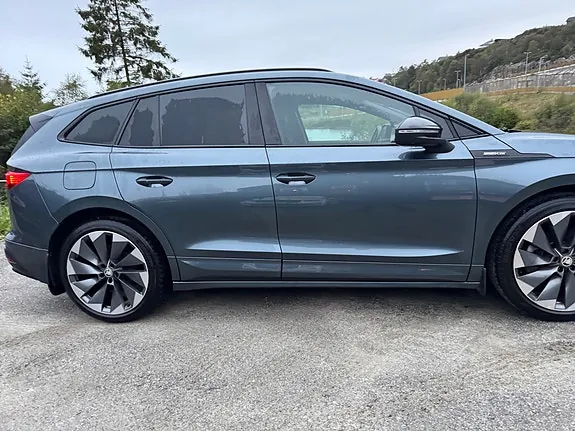 Skoda Enyaq 2022 photo 5