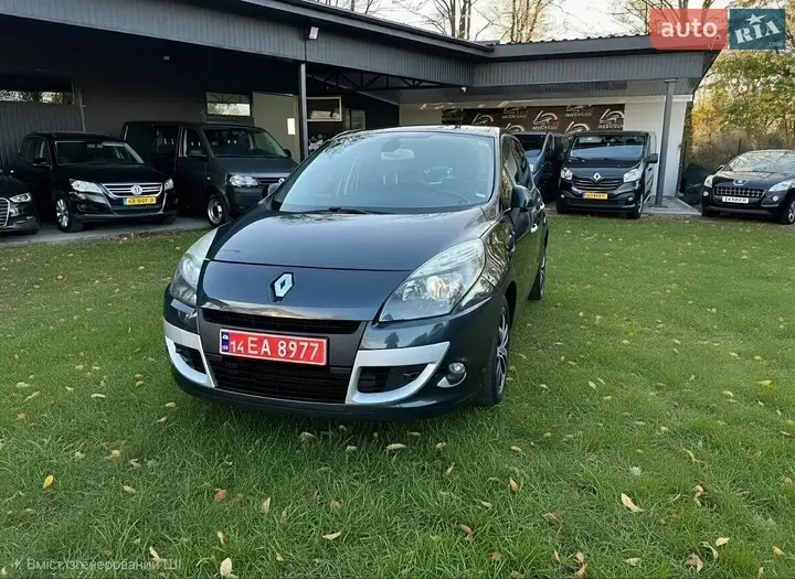 Renault Grand Scenic 2012 photo 2