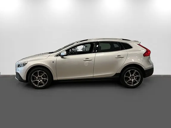 Volvo V40 Cross Country 2015 photo 4