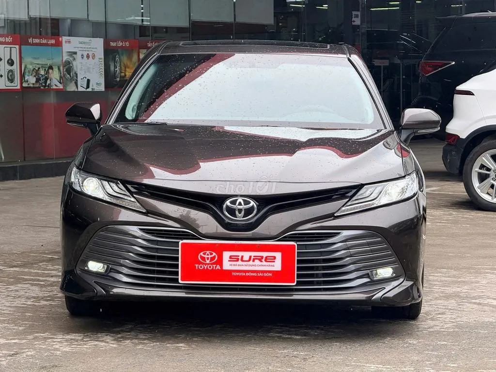 Toyota Camry 2021 photo 2