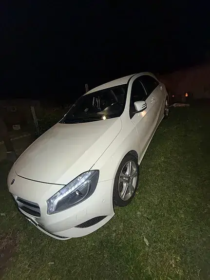 Mercedes-Benz A 180 2015 photo 2